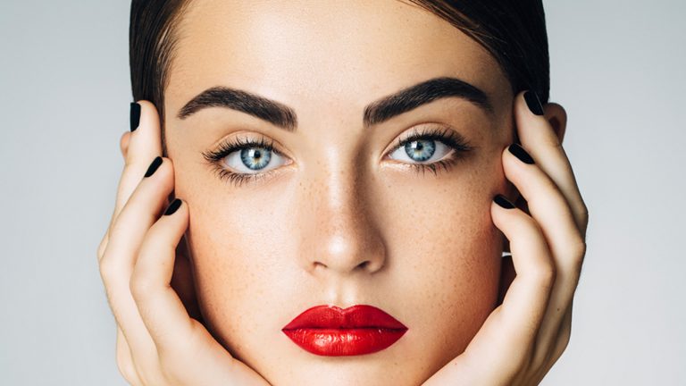 Augenbrauen-Make-up Schritt für Schritt – das ist ganz einfach!