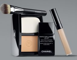Puder Vitalumiere von Chanel