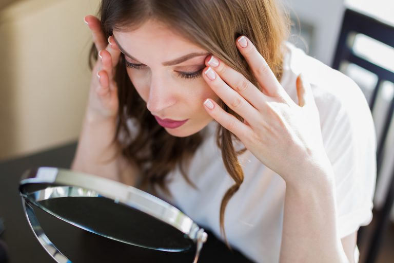 Populärste Anti Aging-Behandlungen: PDO-Fadenlifting, Peeling mit Ferulasäure, JetPeel
